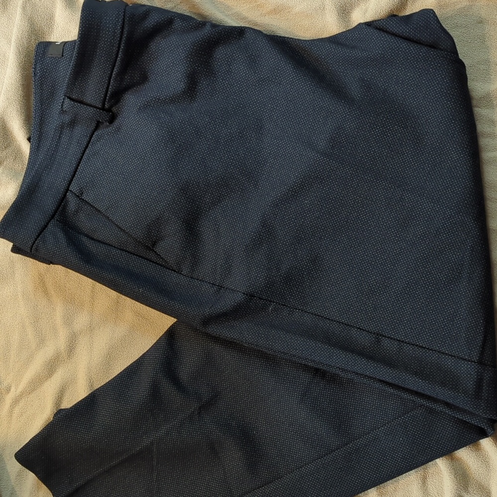 Liverpool 16w black pants with a light pattern